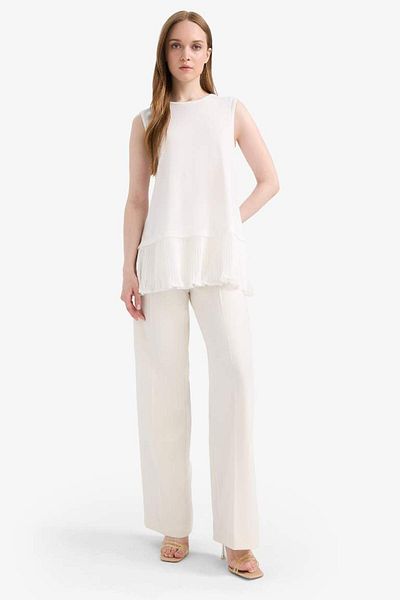 DeFacto Regular Fit Crew Neck Basic Απλό Αμάνικο Μπλουζάκι F4754ax25sp