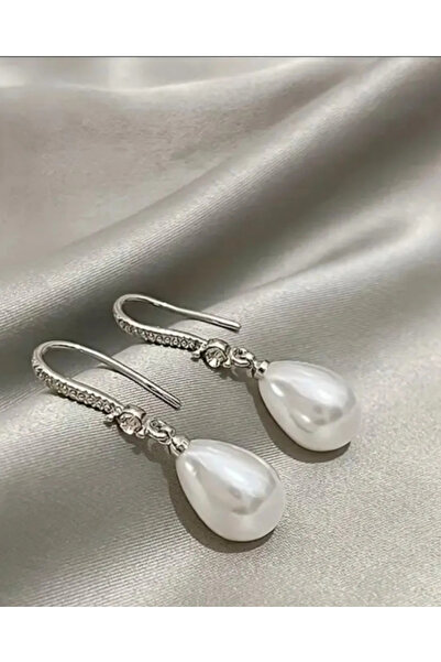 kayalaraksesuar Zarif Sallantılı İnci Küpe – Şık ve Modern Tasarım, Gündelik ve Özel Günler İçin