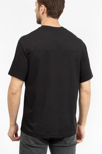 Calvin Klein Ανδρικό μπλουζάκι με μαύρη λαιμόκοψη - κοντό μανίκι, λογότυπο μάρκας, καθημερινή χρήση, K10K113105-BEH