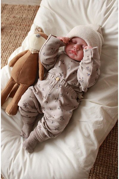 OhlalaKoala Gray Floral Patterned Top and Bottom Set