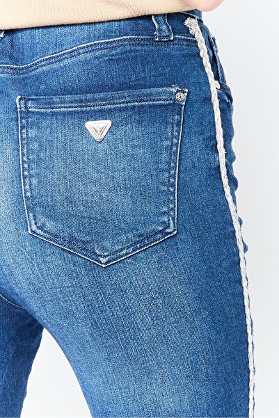 Guess Women Skinny Fit Wash Stretchable Denim, Blue