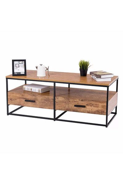 Orient A coffee table that adds a luxurious touch to your home decor.