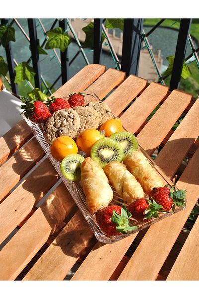 Qualitev Rectangular Footed Glass Serving Plate / Presentation Plate 29 cm - 1 Piece