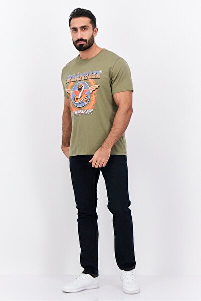 WRANGLER Men Crew Neck Short Sleeves Graphic Print T-shirt, Olive