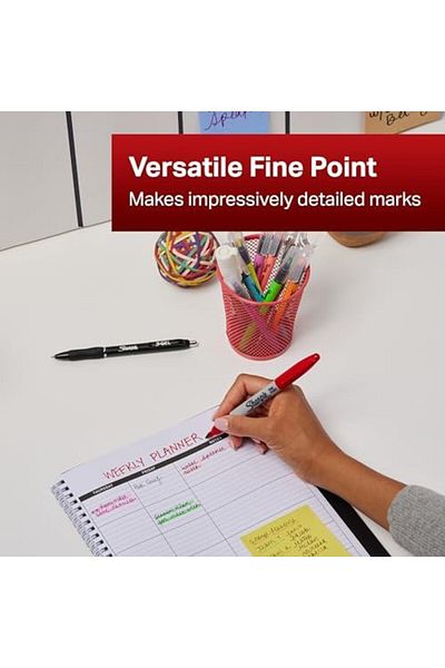 LUXE Permanent Felt Pen, Fine Tip. 4Pcs Lxshp 1055529