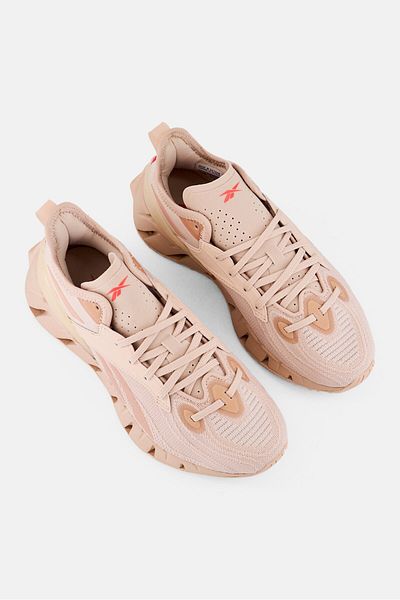 Reebok Women Zig Kinetica 3 Lace Up Running Shoes, Peach