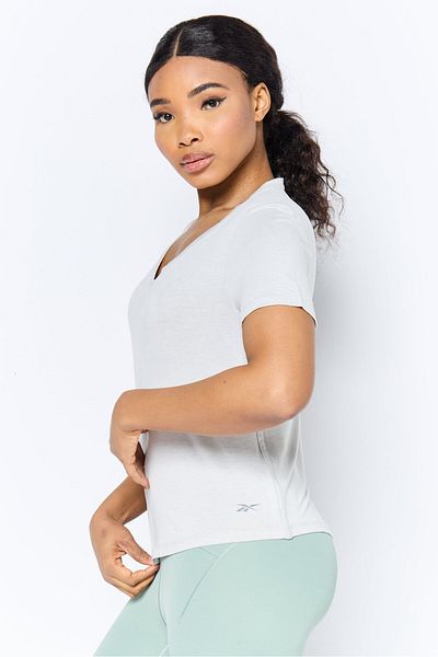 Reebok Women Sportswear Fit Short Sleeve Outdoor T-shirt, Grey