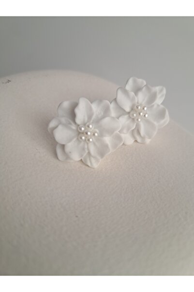 BHR AKSESUAR Flower Earrings with White Pearls