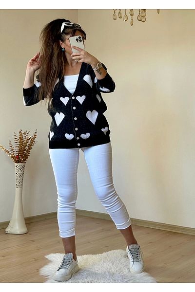 azra moda Big Heart Black Cardigan