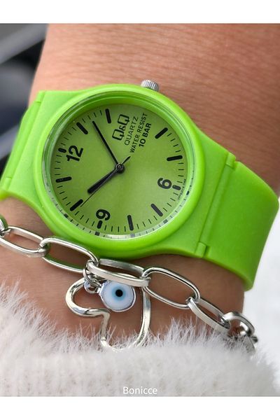 Q&Q Neon Green Silicone Cord, Suitable for Pool and Sea Use, Women's Wristwatch+Bracelet