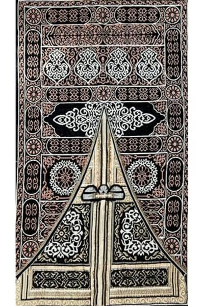 Generic Soft And Silky Prayer Mat with Elegant Design, 2mm Thickness, Ultra Soft Luxury Islamic Praying Rug