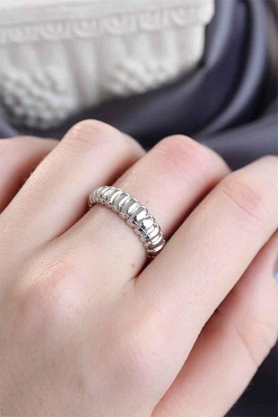Skygo Silver Color Adjustable Twist Women's Ring - Tj-Byk1504