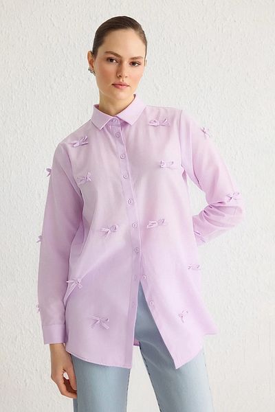 Trendyol Modest Fliederfarbenes, gewebtes Hemd mit Schleifendetail TCTSS25TG00002