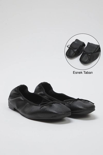 TRENDYOL SHOES Faltbare, flexible Damen-Ballerinas mit schwarzer Schleife TAKSS25BE00016