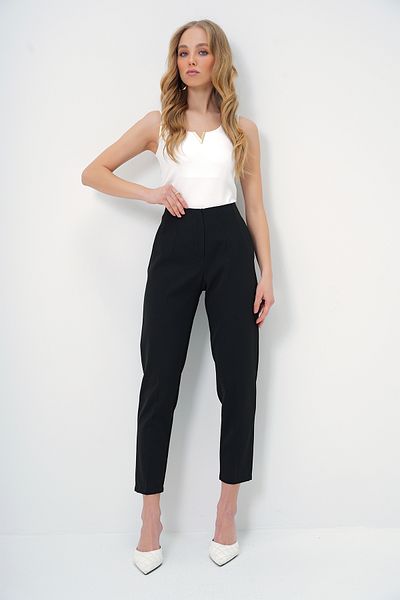 Trend Alaçatı Stili Women's Black High Waist Carrot Pants Alc-X12656