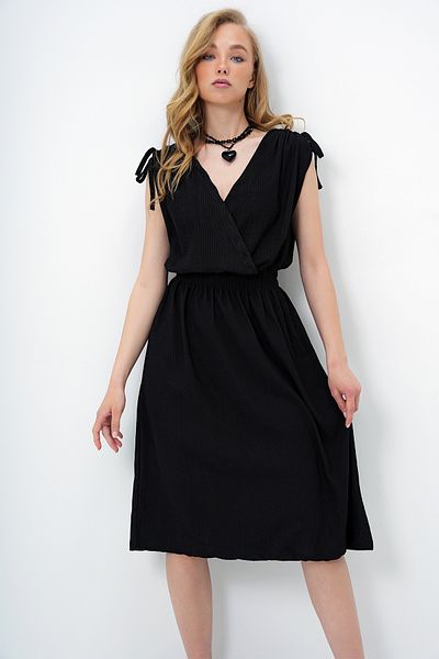 Trend Alaçatı Stili Women's Black Double Breasted Collar Shoulders Shirred Binding Detail Wrap Dress Alc-X13944
