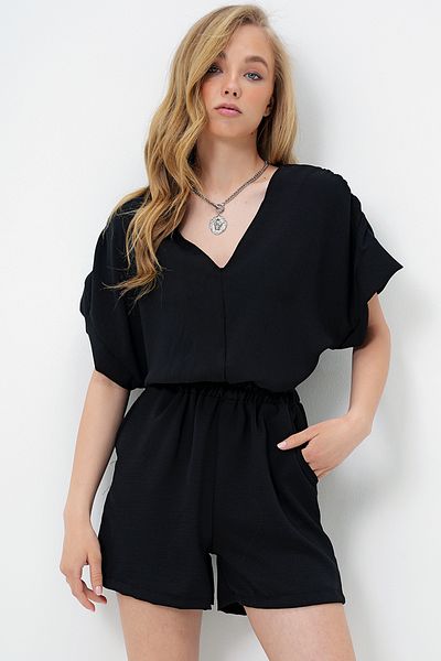 Trend Alaçatı Stili Schwarzer Aerobin-Jumpsuit mit V-Ausschnitt und gerafften Schultern und doppelten Taschen für Damen ALC-X13942