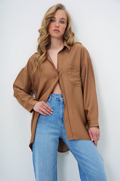Trend Alaçatı Stili Women's Brown Single Pocket Oversize Aerobin Linen Shirt Alc-X13911