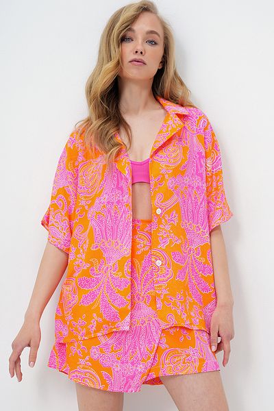 Trend Alaçatı Stili Damen-Set mit orangefarbenem Jackenkragen, übergroßem Popeline-Hemd und gebundenen Shorts und Rock ALC-X13941