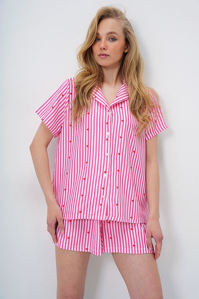 Trend Alaçatı Stili Damen-Pyjama-Anzug mit gewebtem Hemd und Shorts mit Knopfleiste und gemustertem Candy Pink Line-Muster PJM-X13891