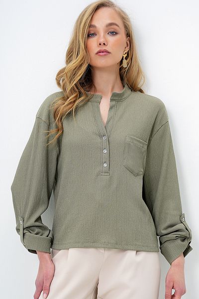 Trend Alaçatı Stili Women's Green Wide Cut Front Buttoned Single Pocket Crop Blouse Alc-X13877