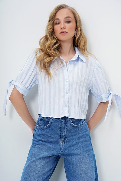 Trend Alaçatı Stili Women's Baby Blue Self Patterned Woven Crop Shirt with Tie-Up Sleeves Alc-X13972