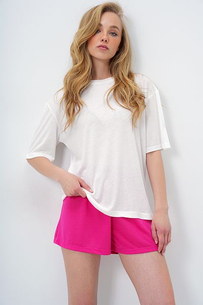 Trend Alaçatı Stili Women's Fuchsia Cotton Basic T-Shirt and Tie-Up Shorts Combed Cotton Bottom Top Set Pjm-X13904
