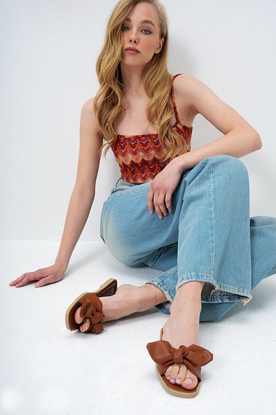 Trend Alaçatı Stili Women's Tan Bow Detailed Faux Leather Flat Slippers Alc-X14011