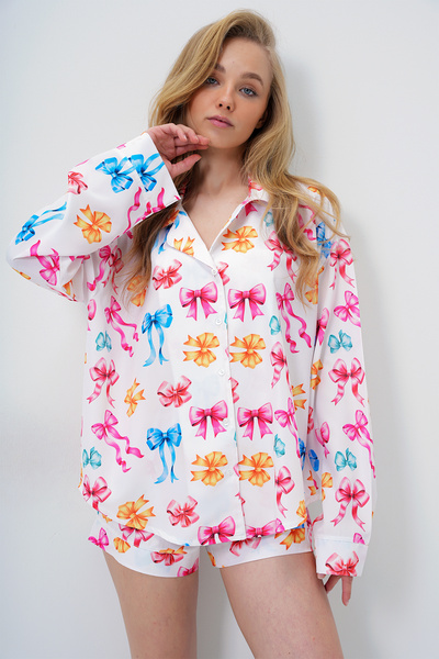 Trend Alaçatı Stili Kadın Mix Duble Manşet Ve Paça Detaylı Dokuma Gömlek Ve Şortlu Pijama Takımı PJM-X13919