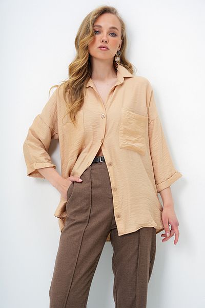 Trend Alaçatı Stili Cămașă țesătă supradimensionată, bej, cu buzunar dublu, ALC-X13960