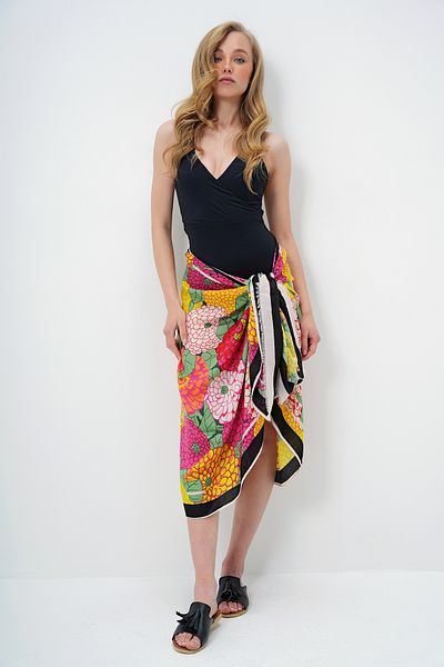 Trend Alaçatı Stili Schwarzer Pareo-Schal mit Blumenmuster für Damen ALC-X14151