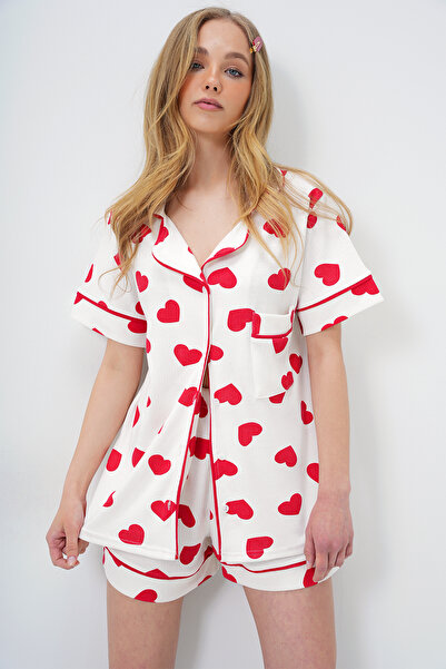 Trend Alaçatı Stili Women's Big Heart Red Single Pocket Piping Detailed Cotton Shirt and Shorts Pajama Set Pjm-X13911