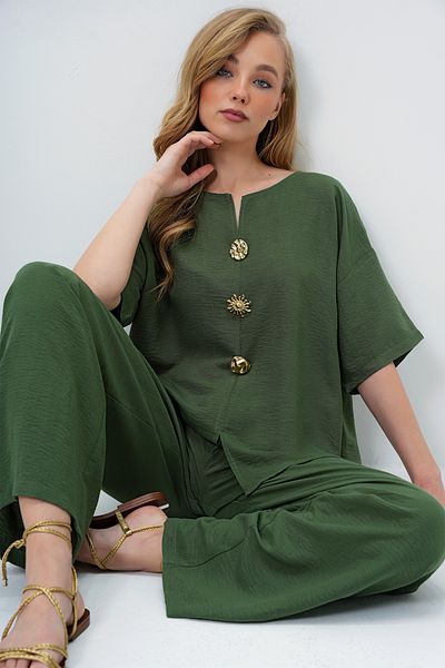 Trend Alaçatı Stili Women's Khaki V-Neck Metal Gold Button Detail Aerobin Blouse and Pant Bottom Top Suit Alc-X14122