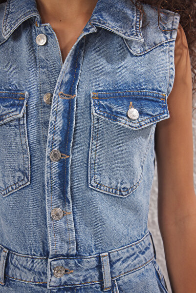 Trendyol Collection Kék inggallér Ujjatlan Midi farmer ruha TWOSS25EL00743