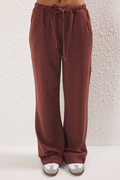 Trendyol Collection More Sustainable Brown 100% Tencel ™ High Waist Jeans with Elastic Waistband Twoss24Je00203