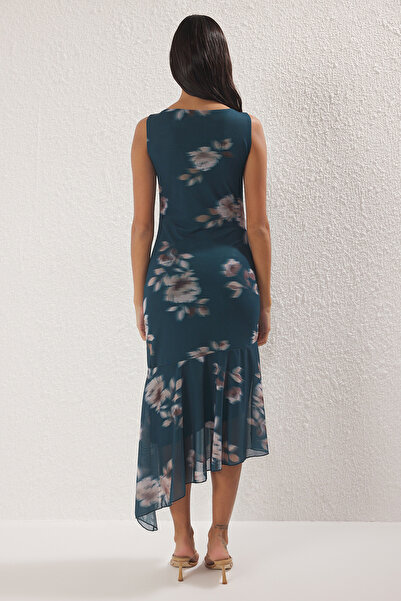 Trendyol Collection Green Asymmetric Bodycone Midi Knitted Dress Twoss25El00227