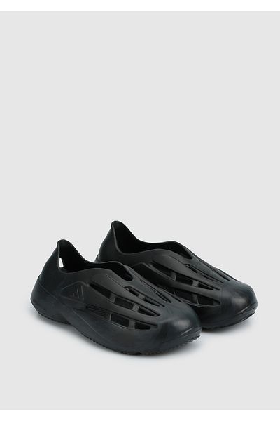 adidas شبشب رجالي Lightblaze Moc باللون الأسود Jh7039