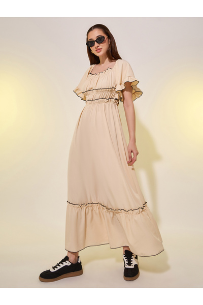 Styli Contrast Stich Detail Flared Sleeves A-Line Maxi Dress