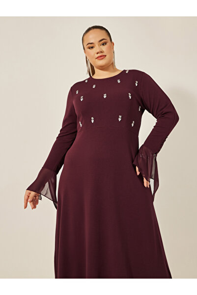 Styli Plus Size Embellished Long Sleeves A-Line Midi Dress