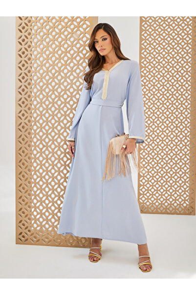 Styli جلابية سادة برباط خلفي مع حواف دانتيل