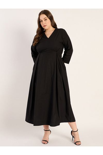 Femmella By Styli Plus Size Solid Pleated Poplin A-Line Maxi Dress