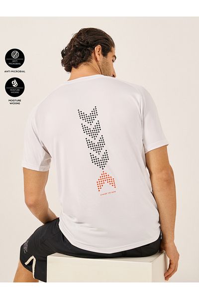 Styli Graphic Print Mesh Insert Raglan Sleeves Slim Fit T-Shirt