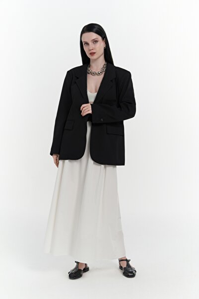 MAI STUDIOS CO. Черен блейзър с детайли на яка Volda