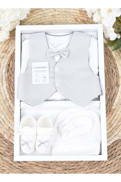Fun Moment طقم بدلة حديثي الولادة "لحظة الفرح" في صندوق هدايا - 4 قطع