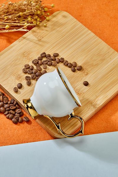 Cooker كوب قهوة بورسلين فاخر مطلي بالذهب سعة 220 مل - تصميم أنيق، مناسب للاستخدام اليومي