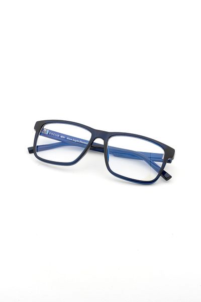 Focus On Eyewear نظارات كمبيوتر موستار باللون الأزرق الداكن تحجب الضوء
