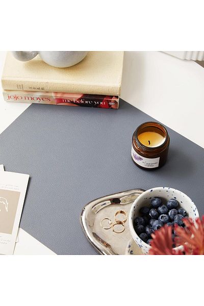 COOYA Placemats Set of 6, Waterproof Faux Leather Heat Resistant Anti Slip Dining Table Place Mats(Grey)