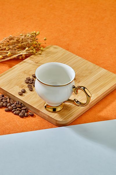 Cooker كوب قهوة بورسلين فاخر مطلي بالذهب سعة 220 مل - تصميم أنيق، مناسب للاستخدام اليومي