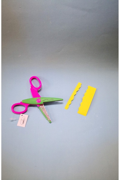 Linea Şekilli Kesen Okul Makası 1 Adet Anasınıfı Özel Eğitim İlköğretim Öğrencileri içindir