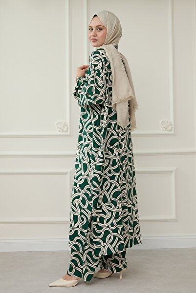 InStyle Green Suit with Chain Pattern Long Kimono